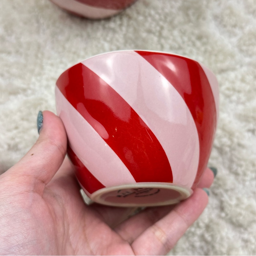 Rae Dunn Measuring Cup - Picture 5 of 10